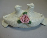 Trinket Box Porcelain Love Dove Pair With Upraise Rose & Leaves